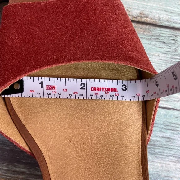 Lucky Brand Zashti Wedge Sandals Size 7.5M Currant Red Suede Womens - Picture 10 of 12